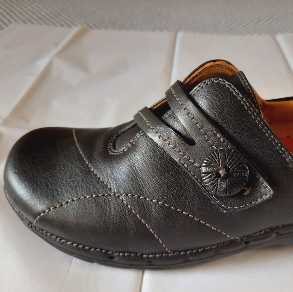 Clark's artisan black leather shoes size 6.5 - Picture 5 of 13